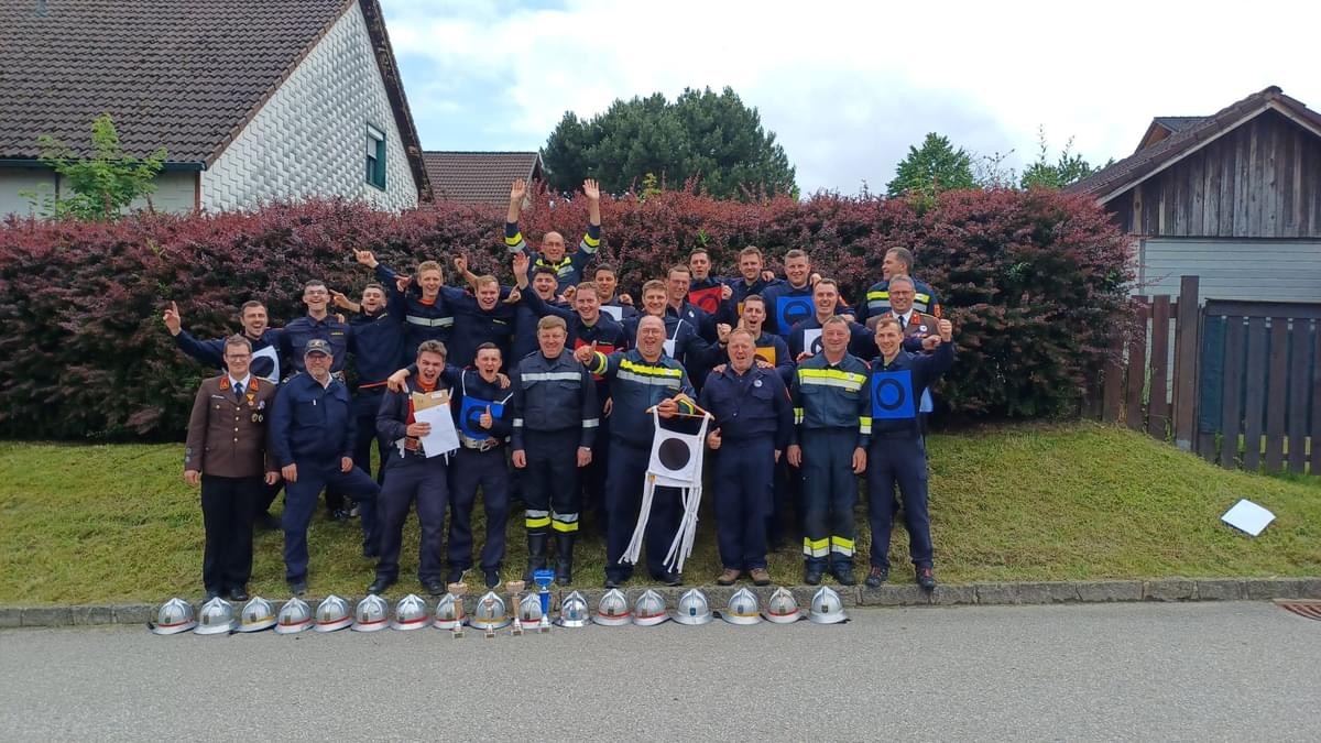 3-fach Sieg beim Abnschnittsbewerb AM-Land